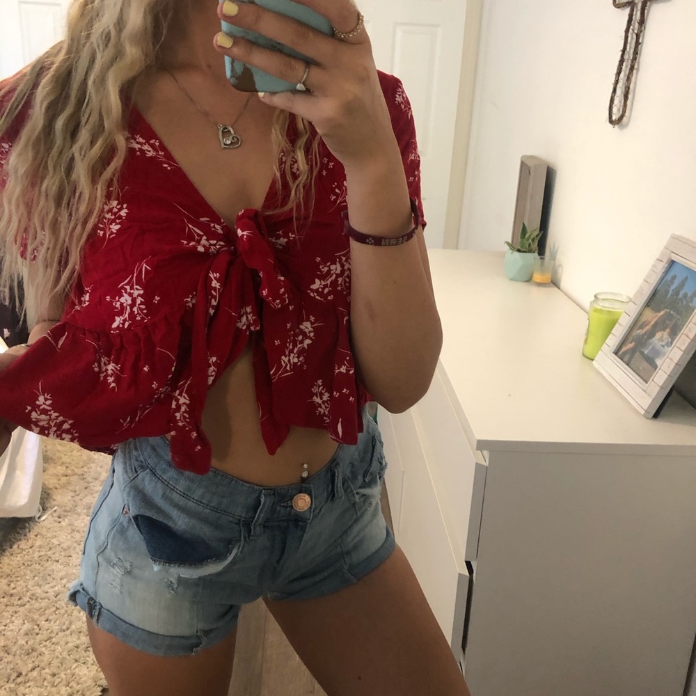 Lottie Moss Red Floral Tie Top Wrap - Picture 5 of 5